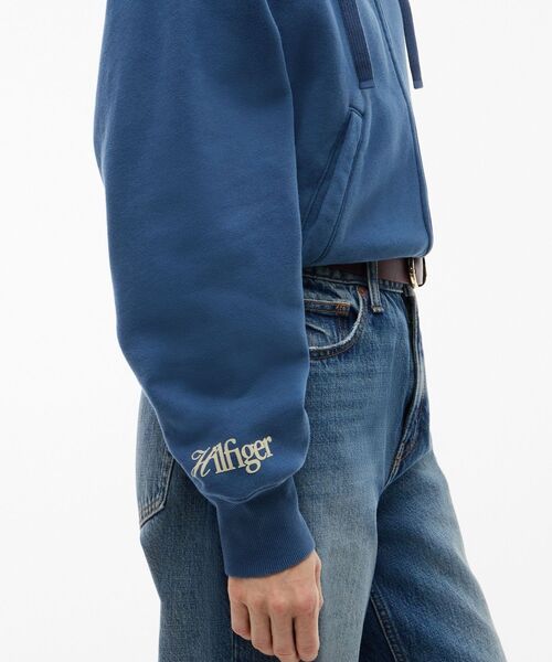 TOMMY HILFIGER(トミーヒルフィガー)の「スタジオトミージップスルースウェットパーカー(スウェット・レディース・ブルー/グレー・X-SMALL/SMALL)」の11枚目の写真