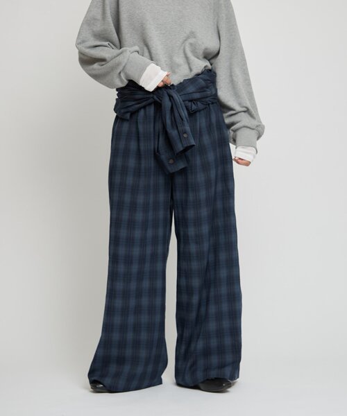 WILLOW(ウィロー)の「【willow】オンブレチェックオールインワン(サロペット/オーバーオール・レディース・ネイビー/アイボリー・ONE SIZE)」の15枚目の写真