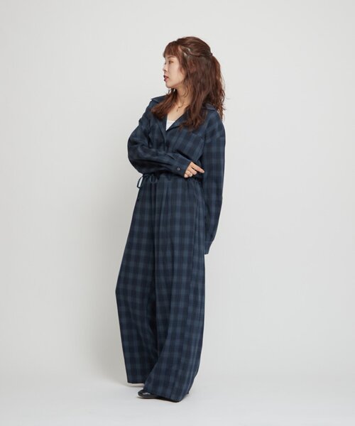 WILLOW(ウィロー)の「【willow】オンブレチェックオールインワン(サロペット/オーバーオール・レディース・ネイビー/アイボリー・ONE SIZE)」の19枚目の写真