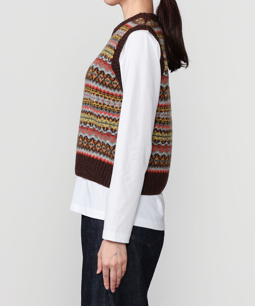 Morris & Sons(モリスアンドサンズ)の「MORRIS & SONS | フェアアイル クルーネックベスト WOMEN(ベスト・レディース・ブルー系その他/ブラウン系その他・F)」の10枚目の写真