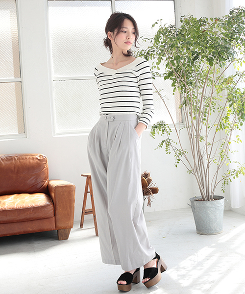 one after another NICE CLAUP（ワンアフターアナザーナイスクラップ）の「２つ釦ワイドパンツ（その他パンツ・レディース・その他1/その他2/オフホワイト/グレー/ワンウォッシュ・FREE）」の17枚目の写真