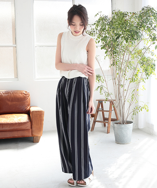 one after another NICE CLAUP（ワンアフターアナザーナイスクラップ）の「２つ釦ワイドパンツ（その他パンツ・レディース・その他1/その他2/オフホワイト/グレー/ワンウォッシュ・FREE）」の14枚目の写真