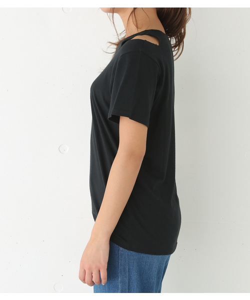 SLY(スライ)の「ROUGHカットアウトショルダーT/SH(Tシャツ/カットソー・レディース・トップグレー/ホワイト/マルチ/ブラック・FREE)」の17枚目の写真