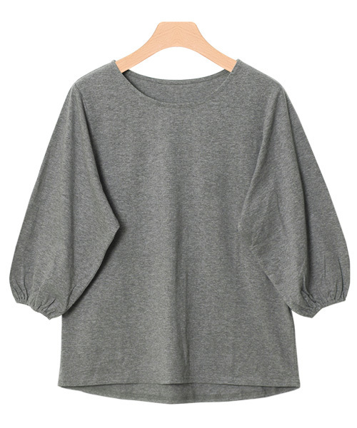 Pierrot（ピエロ）の「コットン100％ バルーンスリーブ Tシャツ（Tシャツ/カットソー・レディース・チャコールグレー/ホワイト×ブラック/ブラック/カーキ/ネイビー/ホワイト/キャメル・L/M）」の4枚目の写真