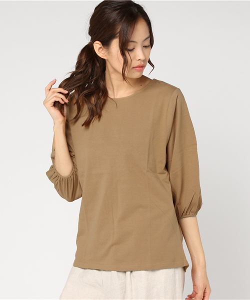 Pierrot（ピエロ）の「コットン100％ バルーンスリーブ Tシャツ（Tシャツ/カットソー・レディース・チャコールグレー/ホワイト×ブラック/ブラック/カーキ/ネイビー/ホワイト/キャメル・L/M）」の16枚目の写真