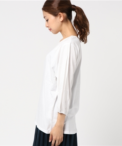 Pierrot（ピエロ）の「コットン100％ バルーンスリーブ Tシャツ（Tシャツ/カットソー・レディース・チャコールグレー/ホワイト×ブラック/ブラック/カーキ/ネイビー/ホワイト/キャメル・L/M）」の9枚目の写真