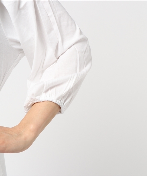 Pierrot（ピエロ）の「コットン100％ バルーンスリーブ Tシャツ（Tシャツ/カットソー・レディース・チャコールグレー/ホワイト×ブラック/ブラック/カーキ/ネイビー/ホワイト/キャメル・L/M）」の19枚目の写真