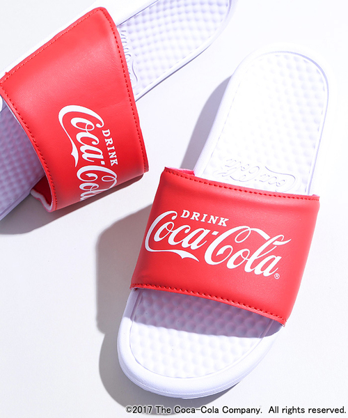 Coca Cola（コカコーラ）の「WEGO/coca cola フラットサンダル（サンダル・メンズ・ブラック/その他1/レッド・X-LARGE）」の6枚目の写真