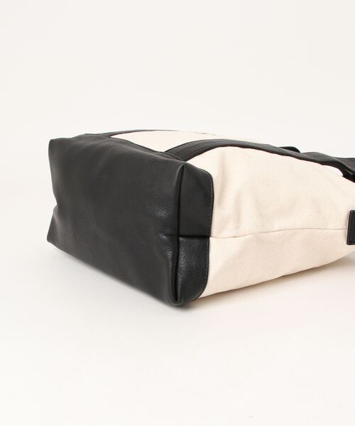 LOWRYS FARM(ローリーズファーム)の「ポーチツキショルダーBAG 766774(ショルダーバッグ)」 - WEAR