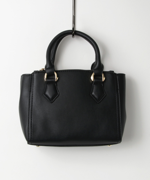 PLAIN CLOTHING（プレーンクロージング）の「モダンミニショルダーバッグ【PLAIN CLOTHING】（ショルダーバッグ・レディース・ピンク/ブラック/グレー/アイボリー・FREE）」の15枚目の写真