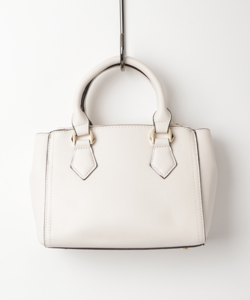 PLAIN CLOTHING（プレーンクロージング）の「モダンミニショルダーバッグ【PLAIN CLOTHING】（ショルダーバッグ・レディース・ピンク/ブラック/グレー/アイボリー・FREE）」の7枚目の写真