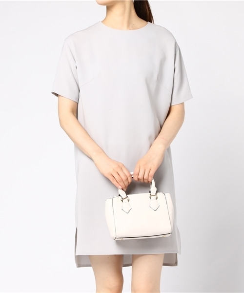 PLAIN CLOTHING（プレーンクロージング）の「モダンミニショルダーバッグ【PLAIN CLOTHING】（ショルダーバッグ・レディース・ピンク/ブラック/グレー/アイボリー・FREE）」の8枚目の写真