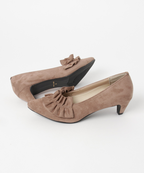 Green　Parks（グリーンパークス）の「・フリルローヒールパンプス（パンプス・レディース・ベージュ/ブラック/グレー/ピンク・L/M）」の5枚目の写真