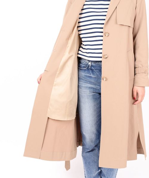 Khaju(カージュ)の「Khaju:バックプリーツトレンチコート ◇(トレンチコート・レディース・ネイビー/ベージュ・36/38)」の13枚目の写真