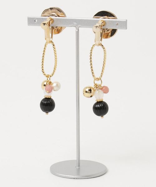 TONE SELECT GOODS（トーンセレクトグッズ）の「【Reve de papillon】ヴィンテージ風イヤリング（イヤリング・レディース・ピンク/ブラック系その他・FREE）」の3枚目の写真