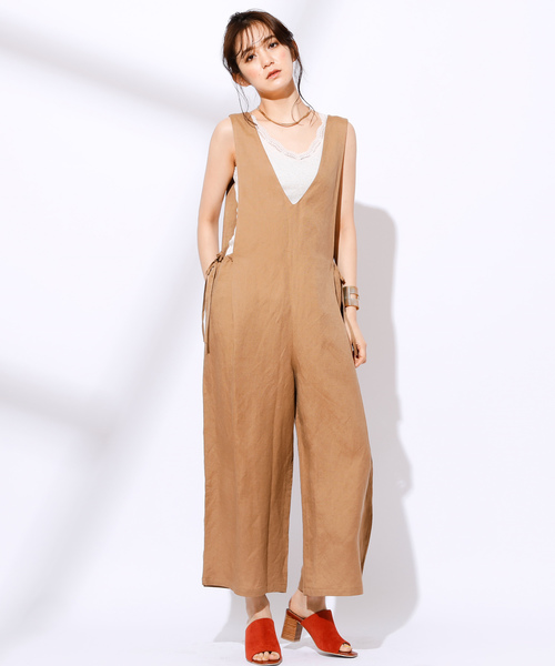 CIAOPANIC（チャオパニック）の「リネンサロペット（サロペット/オーバーオール・レディース・ベージュ/カーキ・FREE）」の3枚目の写真