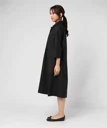 マーガレットハウエル＊フランネルタックプリーツワンピース　肩ボタン　黒　サイズⅡ マーガレットハウエル＊フランネルタックプリーツワンピース 肩ボタン