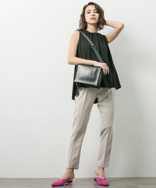 STUDIOUS(ステュディオス)の「【STUDIOUS】レザーミニショルダーバッグ(ショルダーバッグ・レディース・ブラック/ブラウン・FREE)」の8枚目の写真