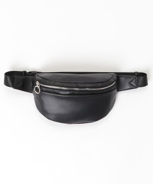 FREE'S MART（フリーズマート）の「フェイクファーボディバック（ボディバッグ/ウエストポーチ・レディース・ブラック/ベージュ/ブルー・ﾌﾘ-）」の7枚目の写真