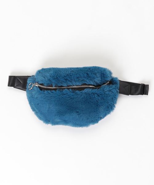 FREE'S MART（フリーズマート）の「フェイクファーボディバック（ボディバッグ/ウエストポーチ・レディース・ブラック/ベージュ/ブルー・ﾌﾘ-）」の9枚目の写真