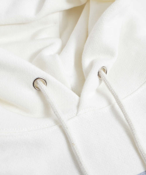 ROOPTOKYO（ループトウキョウ）の「GUESS/ゲス Keith+Andy Hoodie（パーカー・レディース・ホワイト/ブラック・M/L/XL）」の12枚目の写真