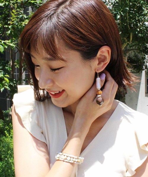 MODE ROBE（モードローブ）の「3連ストーンビーズブレスレット（ブレスレット・レディース・ブラウン/ミント/ネイビー/ターコイズブルー/ピンク・FREE）」の10枚目の写真