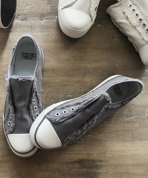 coen（コーエン）の「【ムック本掲載・3/1ヒルナンデス！放映】キャンバススリッポン（スニーカー）（スニーカー・レディース・ネイビー/ホワイト/ライラック/ベージュ/ブラック/グレー/オレンジ/ナチュラル/ブラウン・X-SMALL/X-LARGE/SMALL/MEDIUM/LARGE）」の3枚目の写真