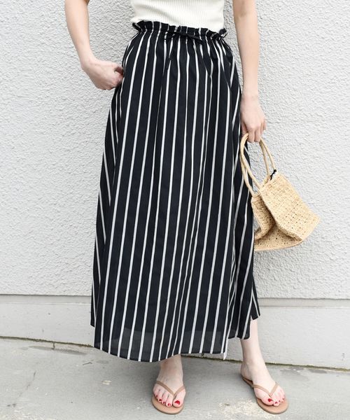 SHIPS（シップス）の「コットンシルクストライプスカート◇（スカート・レディース・ブラック/グリーン/ブルー・ONE SIZE）」の2枚目の写真