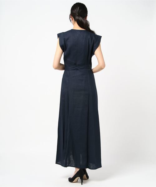 three dots（スリードッツ）の「クラシックリネン ラップドレス（ワンピース・レディース・ライトグレー/ネイビー/アイボリー・SMALL）」の5枚目の写真