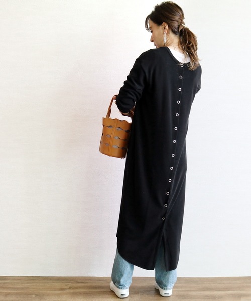 reca(レカ)の「3way ボタンロングワンピース(ワンピース・レディース・オフホワイト/ブラック/グレー/ブラウン・FREE)」の3枚目の写真
