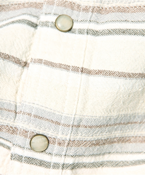 goa（ゴア）の「綿麻ｽﾄﾗｲﾌﾟﾋﾟｸﾞﾒﾝﾄｼｬﾂ（シャツ/ブラウス・レディース・アイボリー/ベージュ・FREE）」の3枚目の写真