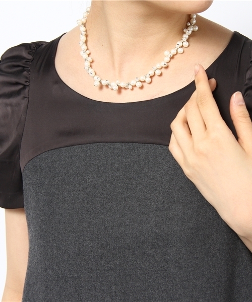 LAUTREAMONT（ロートレアモン）の「3WAY パールネックレス（ネックレス・レディース・ホワイト×ゴールド/オフホワイト・FREE/9号）」の8枚目の写真