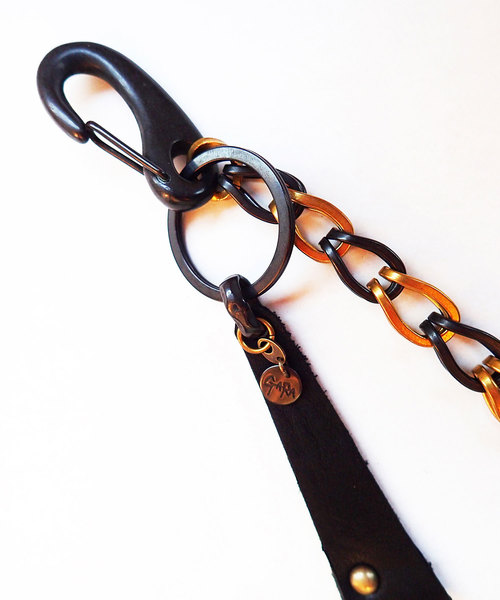 GARA(ガラ)の「GARA:BRAID WALLETCHAIN(ウォレットチェーン・メンズ・ブラック×ゴールド・ONE SIZE)」の2枚目の写真