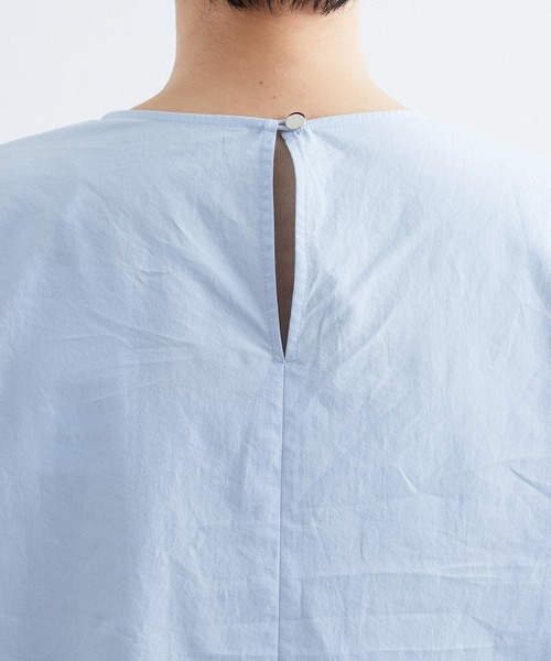 ADAM ET ROPE'（アダムエロペ）の「バックベルト袖ボリュームブラウス（シャツ/ブラウス・レディース・ホワイト/ブルー系その他4・FREE）」の14枚目の写真