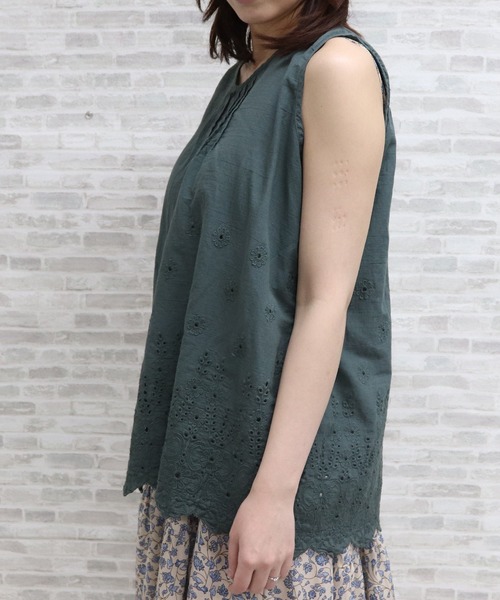 ap retro(アプレトロ)の「カットワーク刺繍ブラウス【ZOZO限定アイテム】(シャツ/ブラウス・レディース・ブラック/グレー/ピンク/アイボリー/グリーン・FREE)」の1枚目の写真