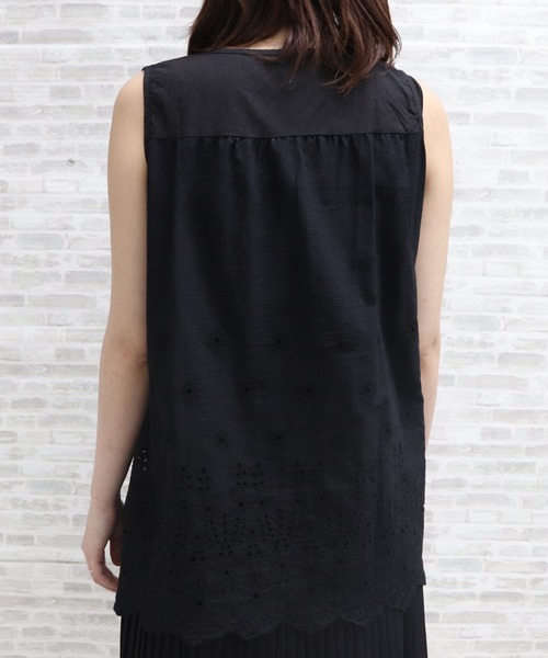 ap retro(アプレトロ)の「カットワーク刺繍ブラウス【ZOZO限定アイテム】(シャツ/ブラウス・レディース・ブラック/グレー/ピンク/アイボリー/グリーン・FREE)」の9枚目の写真