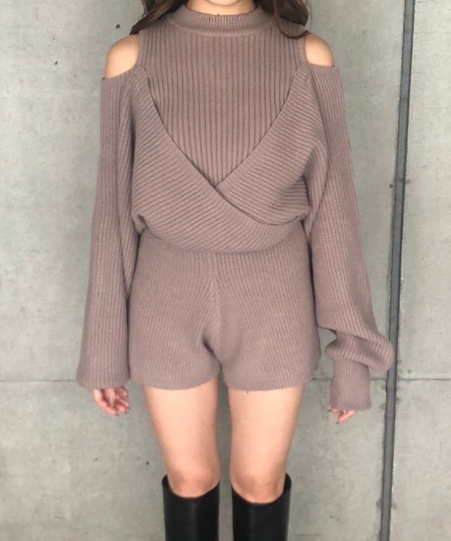 ENVYM（アンビー）の「カシュクールニットオールインワン