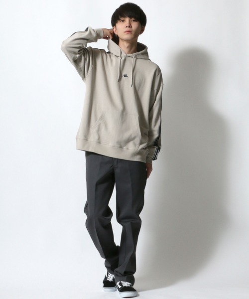 Kappa（カッパ）の「【Kappa】 オーバーサイズ 刺繍/ テープ スウェットパーカー/フーディー（パーカー・メンズ・ベージュ/ブラック/ホワイト/ベージュ系その他/ホワイト系その他/ブラック系その他・M/L/XL）」の9枚目の写真