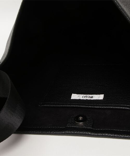 WEGO（ウィゴー）の「WEGO/フェイクレザーワンショルダーバッグ（ショルダーバッグ・メンズ・ブラック・FREE）」の3枚目の写真