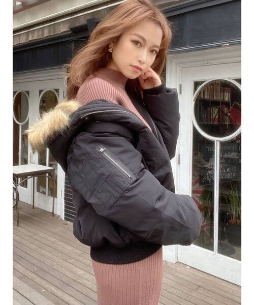 RESEXXY(リゼクシー)の「【IS】ショートダウンジャケット(ダウンジャケット/コート・レディース・ブラック/カーキ・FREE)」の3枚目の写真