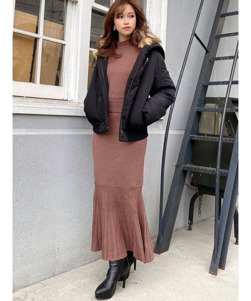 RESEXXY(リゼクシー)の「【IS】ショートダウンジャケット(ダウンジャケット/コート・レディース・ブラック/カーキ・FREE)」の11枚目の写真