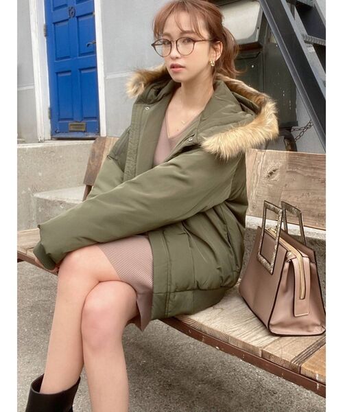 RESEXXY(リゼクシー)の「【IS】ショートダウンジャケット(ダウンジャケット/コート・レディース・ブラック/カーキ・FREE)」の17枚目の写真