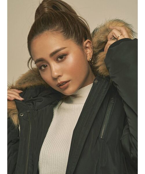 RESEXXY(リゼクシー)の「【IS】ショートダウンジャケット(ダウンジャケット/コート・レディース・ブラック/カーキ・FREE)」の21枚目の写真