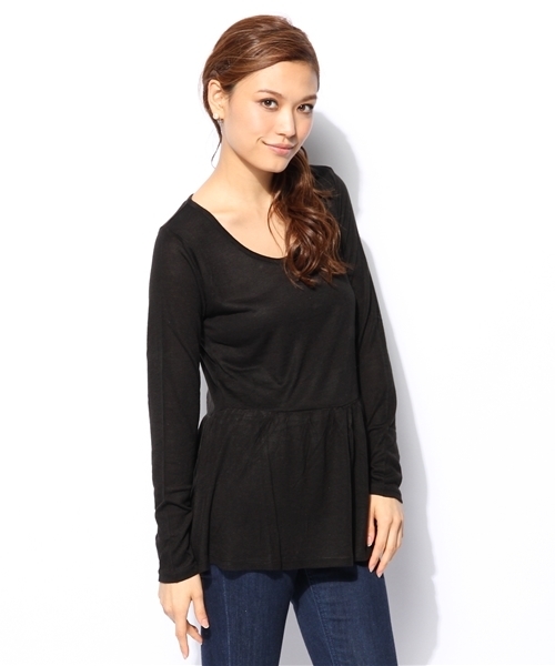 AZUL by moussy（アズールバイマウジー）の「AR天竺ペプラム長袖PO（Tシャツ/カットソー・レディース・ブラック/グレー/オフホワイト/ブラック系その他・SMALL/MEDIUM）」の3枚目の写真