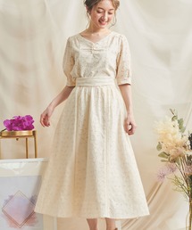 アイレットレースフレアスカート