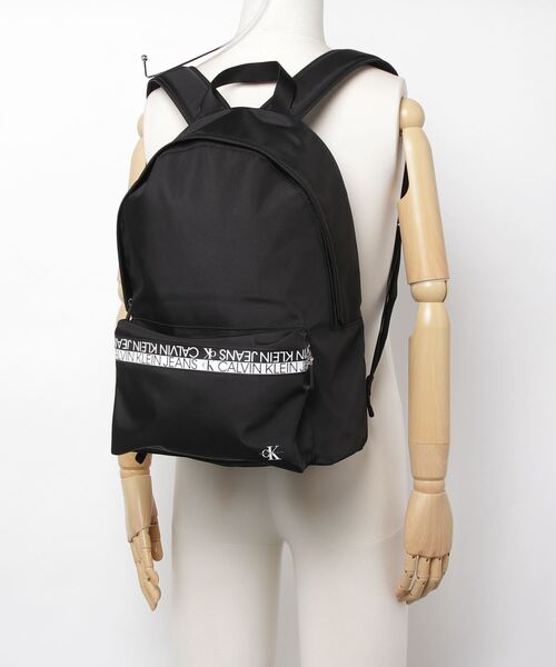Calvin Klein Jeans Accessory（カルバン・クラインジーンズアクセサリー）の「ワードマーク ロゴ バックパック（バックパック/リュック・メンズ・ブラック・FREE）」の3枚目の写真