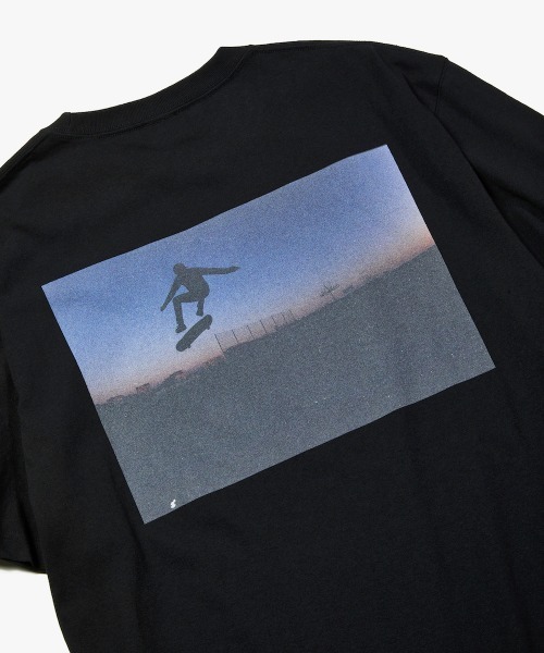 rehacer（レアセル）の「rehacer : Just Chilling on Wide Body / ジャストチリング オン ワイドボディー（Tシャツ/カットソー・メンズ・ホワイト/ブラック・MEDIUM/SMALL/LARGE/X-LARGE）」の12枚目の写真
