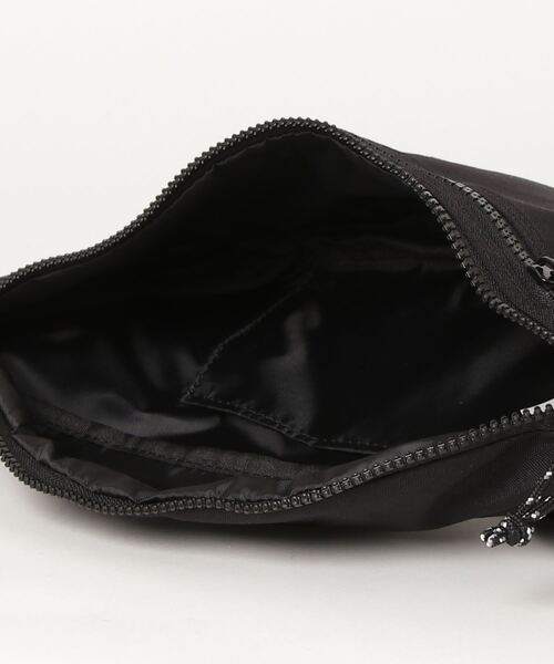 Lee(リー)の「Lee/リー ナイロン ロゴ入り ウエストバッグ(ボディバッグ/ウエストポーチ・メンズ・ブラック/カーキ・FREE)」の5枚目の写真