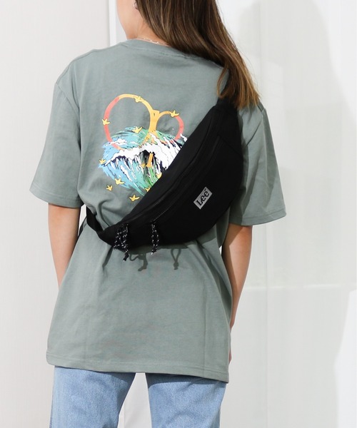 Lee(リー)の「Lee/リー ナイロン ロゴ入り ウエストバッグ(ボディバッグ/ウエストポーチ・メンズ・ブラック/カーキ・FREE)」の9枚目の写真