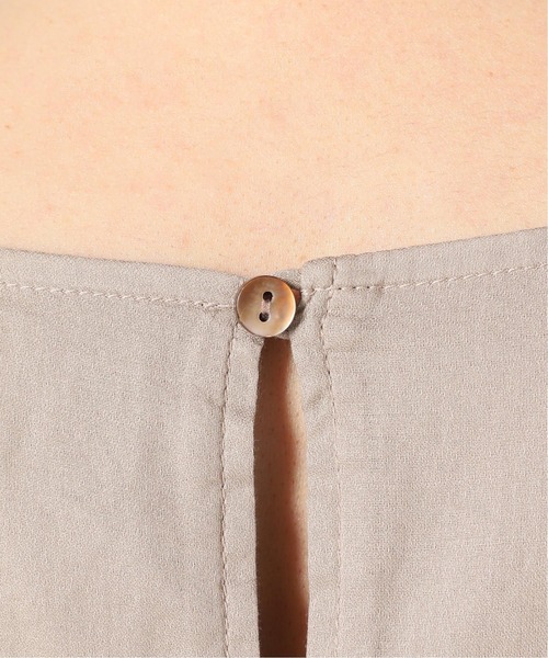 SLOBE IENA（スローブイエナ）の「ギャザースリーブリラックスワンピース【手洗い可能】◆（ワンピース・レディース・ベージュ/ブルー系その他/グレー/レッド・38/36）」の14枚目の写真